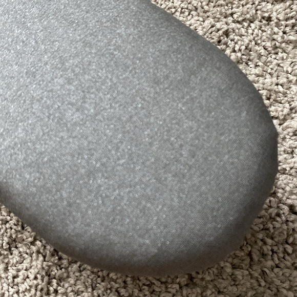 Mini grey and white ironing board - Picture 3 of 15